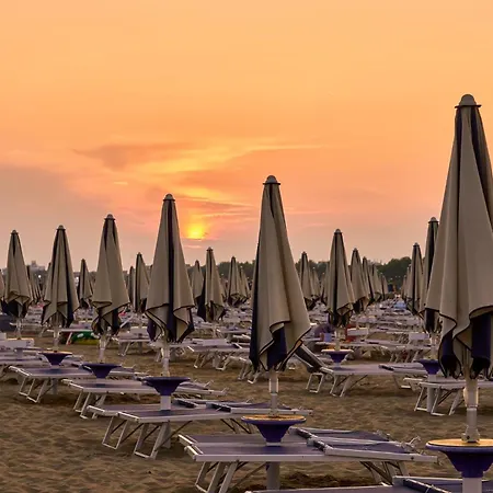 Chic By The Coast In Apartment Bibione