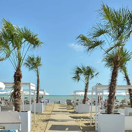 Apartment Chic By The Coast In Bibione
