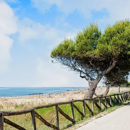 Chic By The Coast In Apartment Bibione